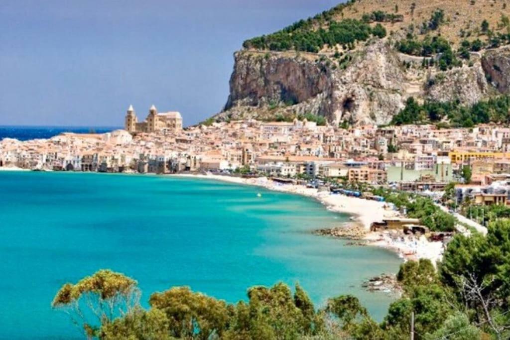 Mansarda Camelie Via Dei Normanni, 45 Villa Campofelice Di Roccella Eksteriør bilde